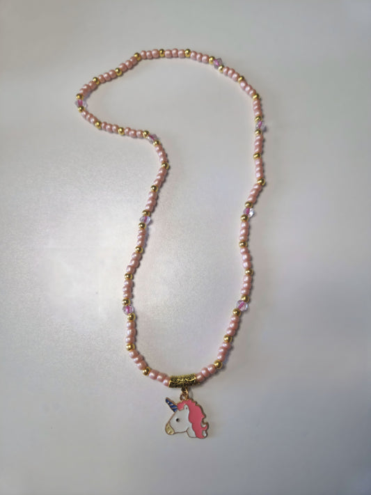 Beaded necklace in pink and silver
